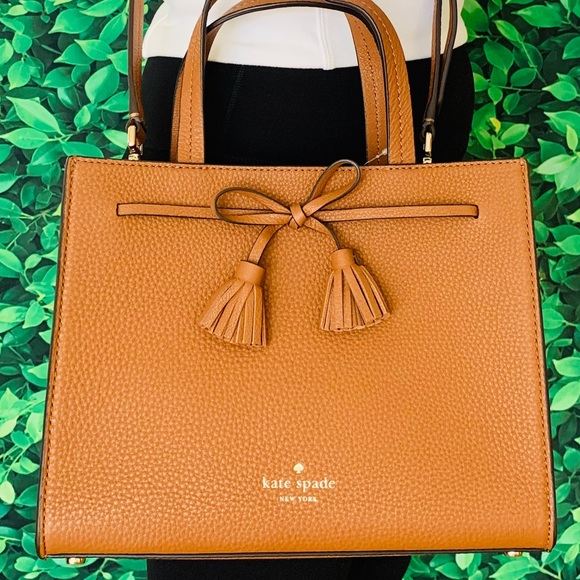 kate spade Handbags - Kate spade Hayes Small Satchel Leather Crossbody